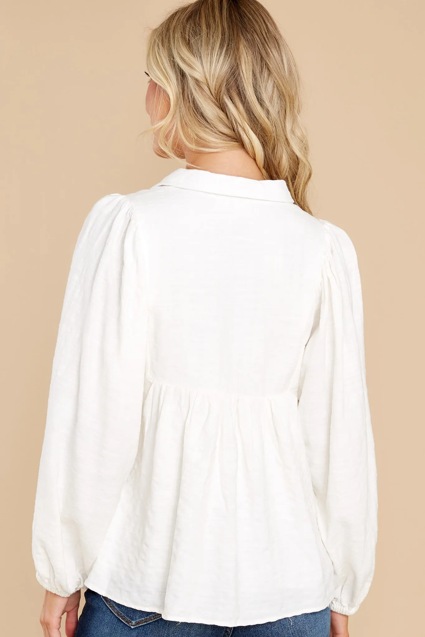 Be My Guest Off White Top