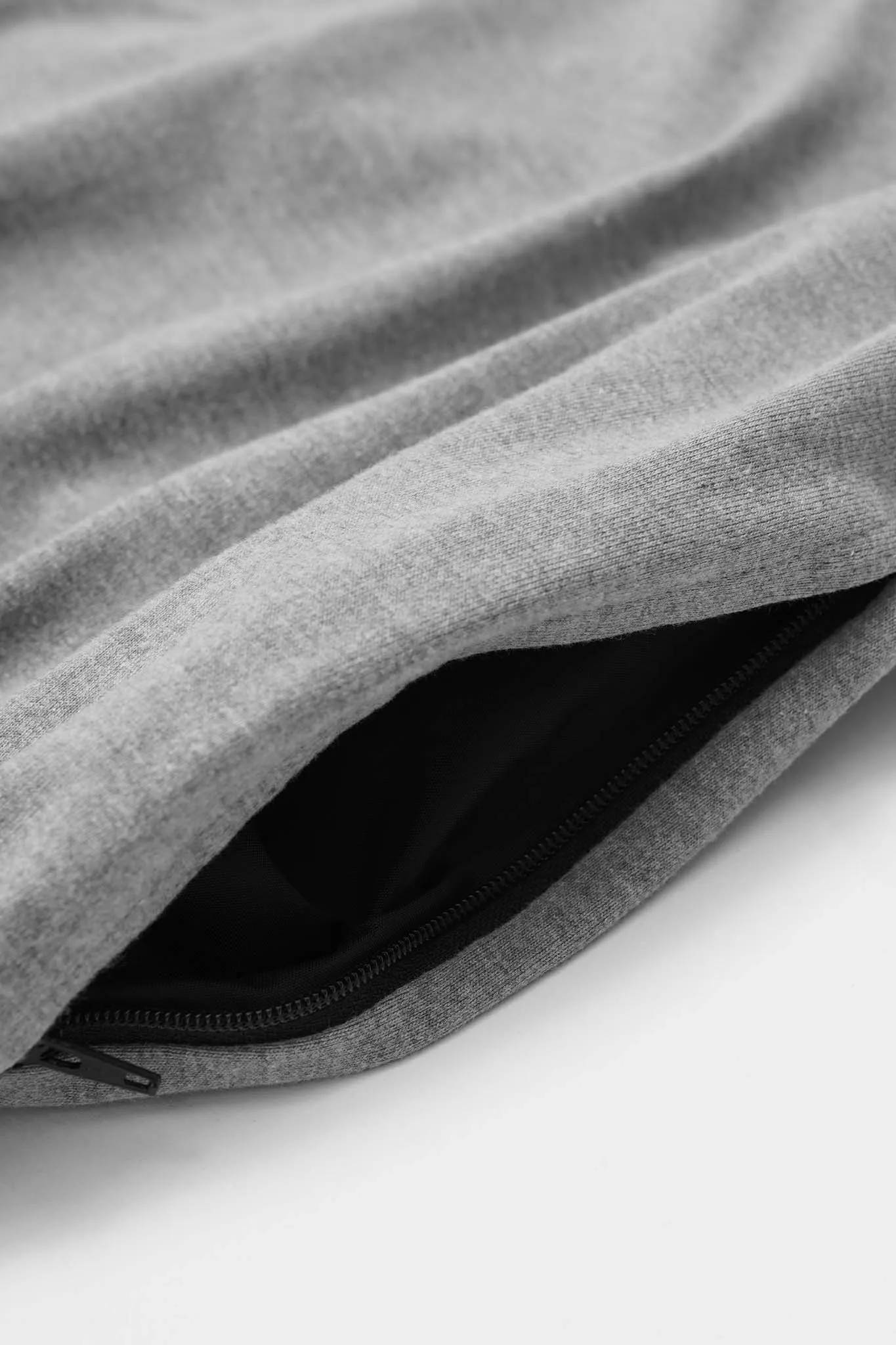 CLUB VEST IN HEATHER GREY