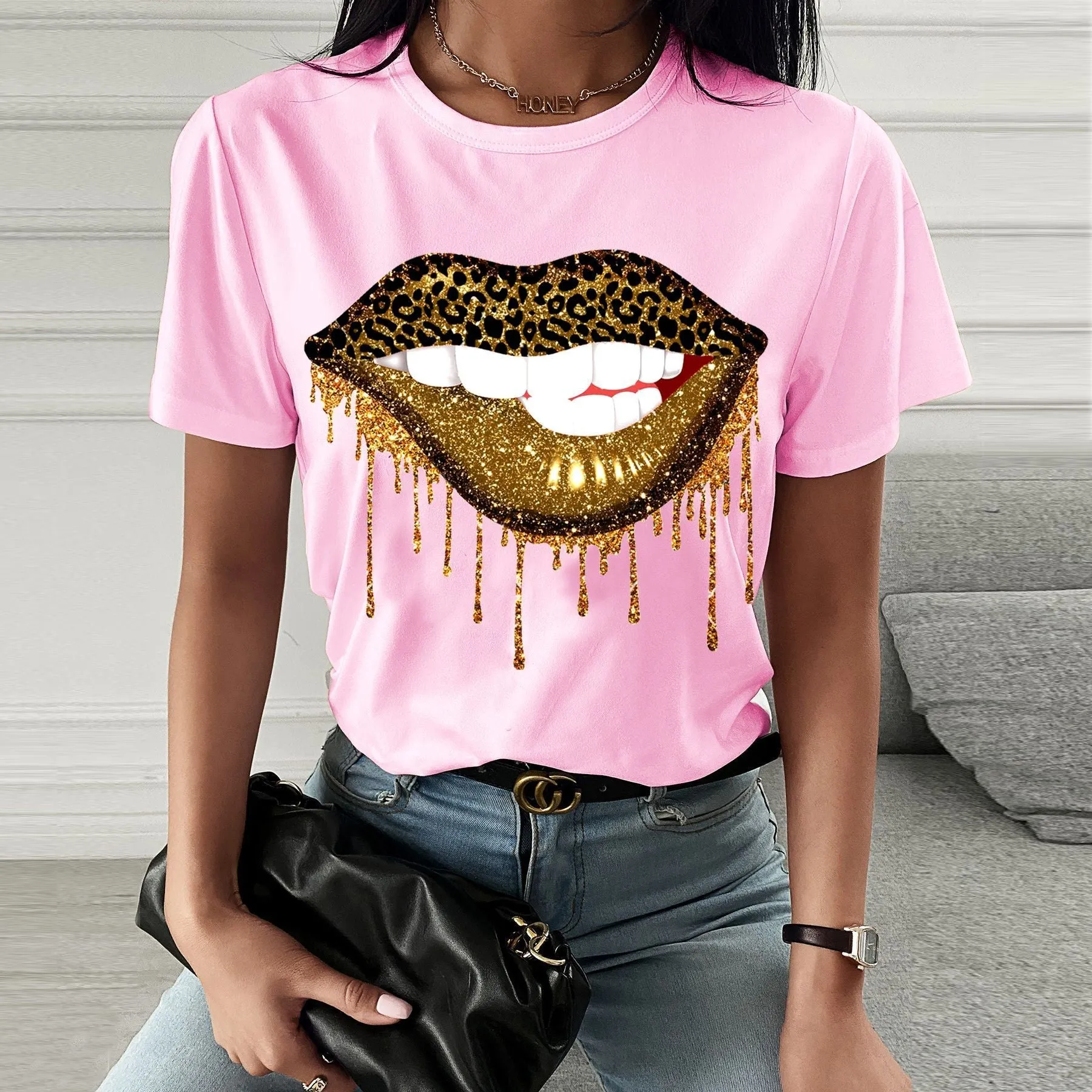 Fashion golden lip printing short-sleeved T-shirt