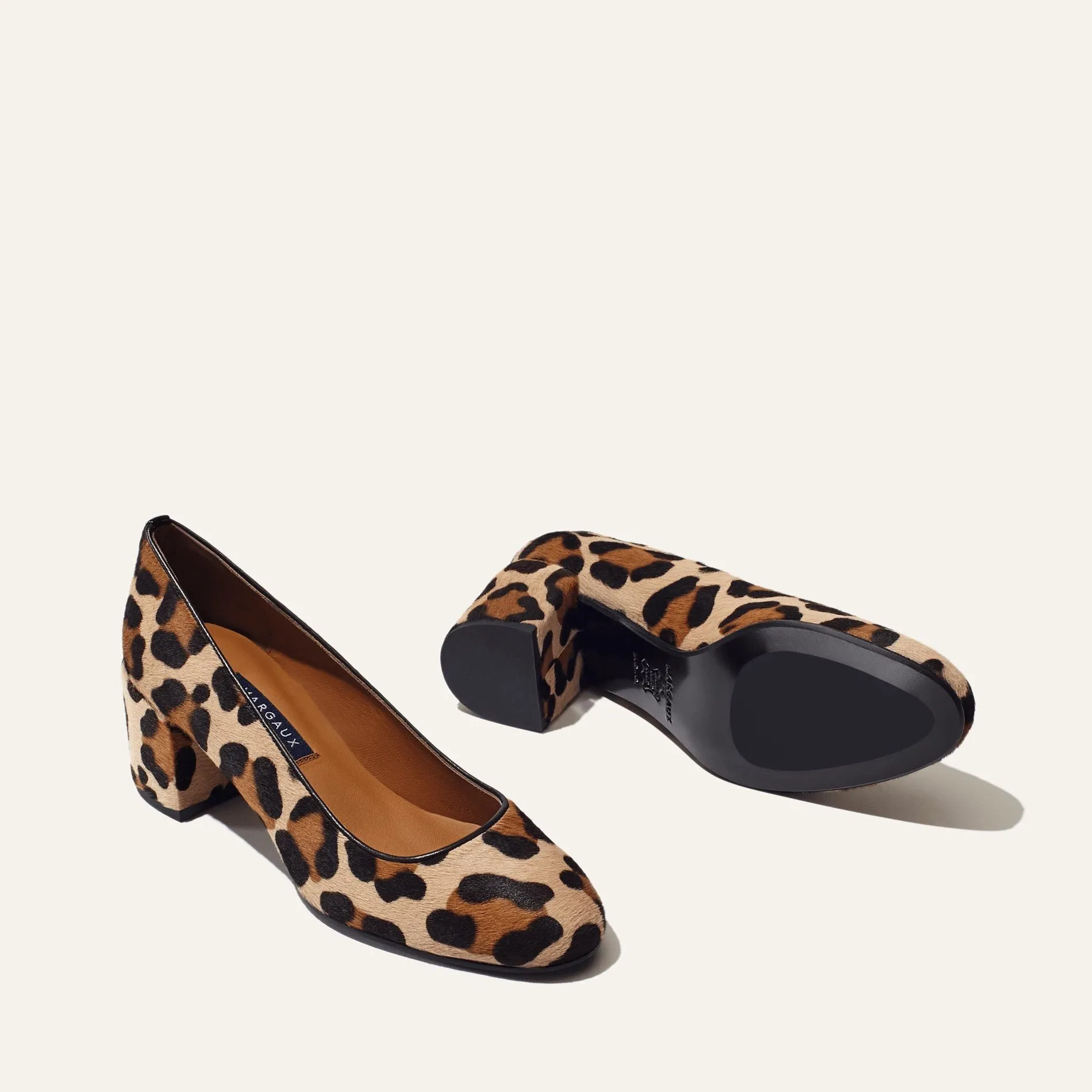 Heel-leopard