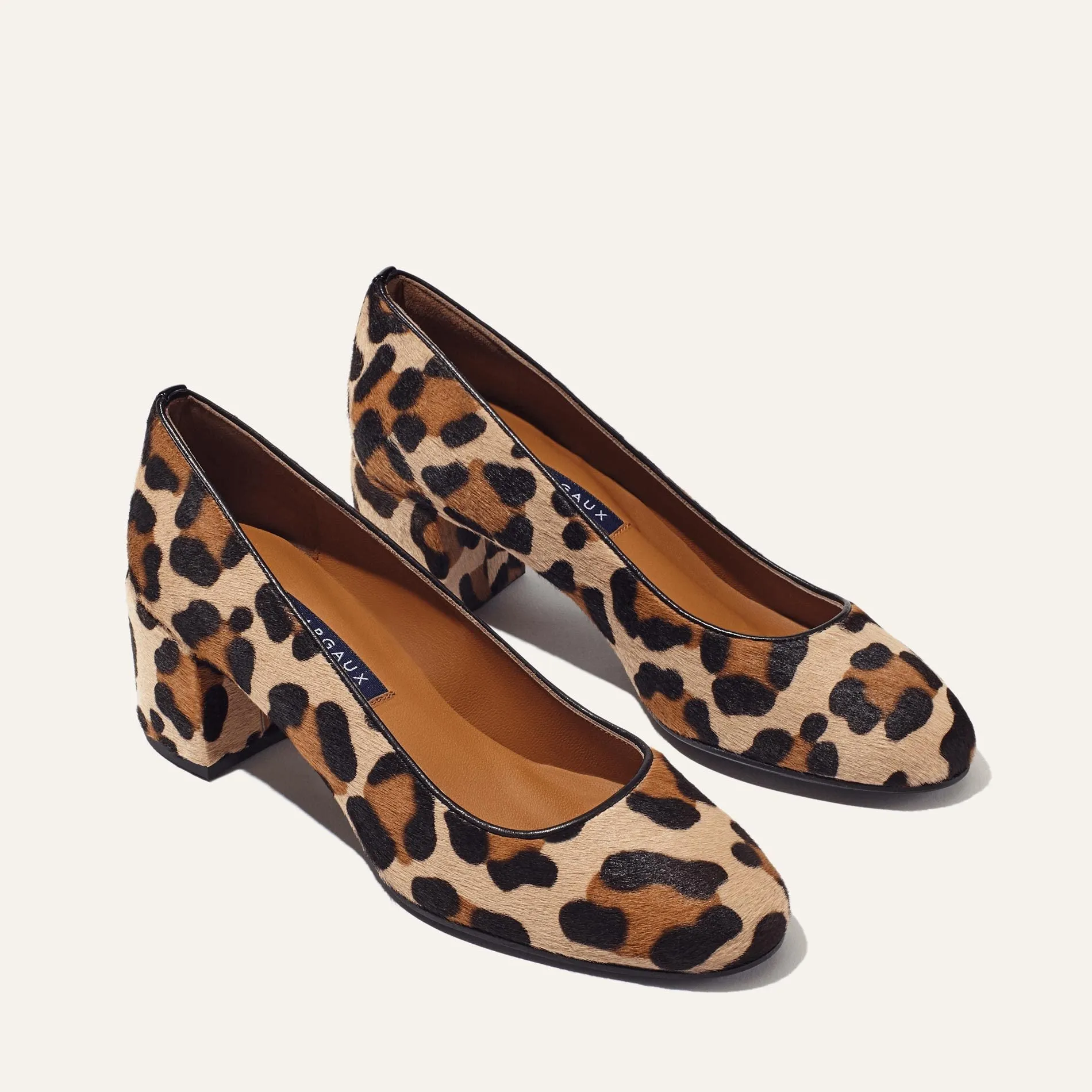 Heel-leopard