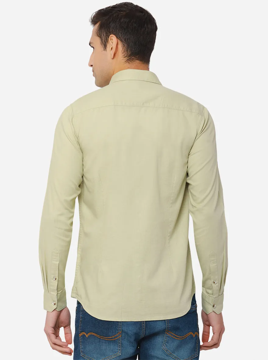 Light Green Solid Slim Fit Semi Casual Shirt | JadeBlue