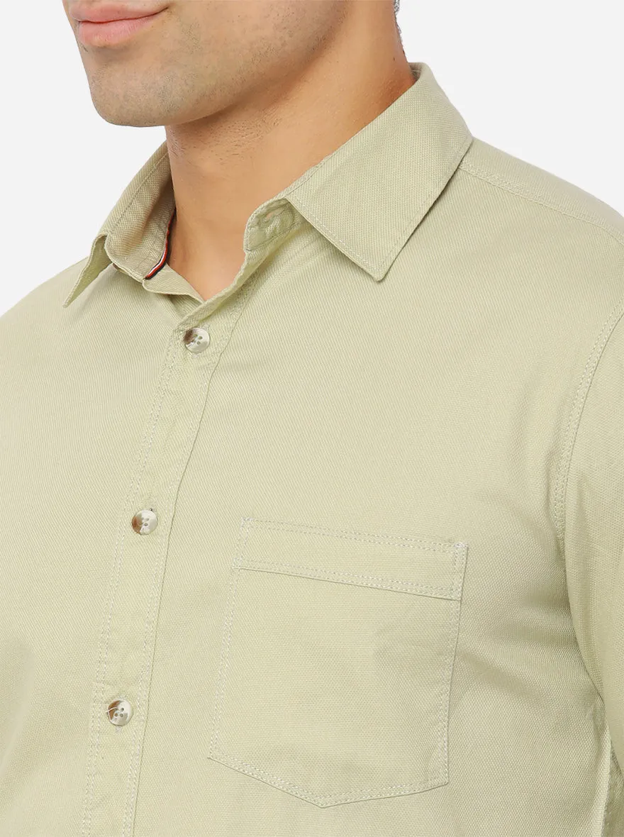 Light Green Solid Slim Fit Semi Casual Shirt | JadeBlue