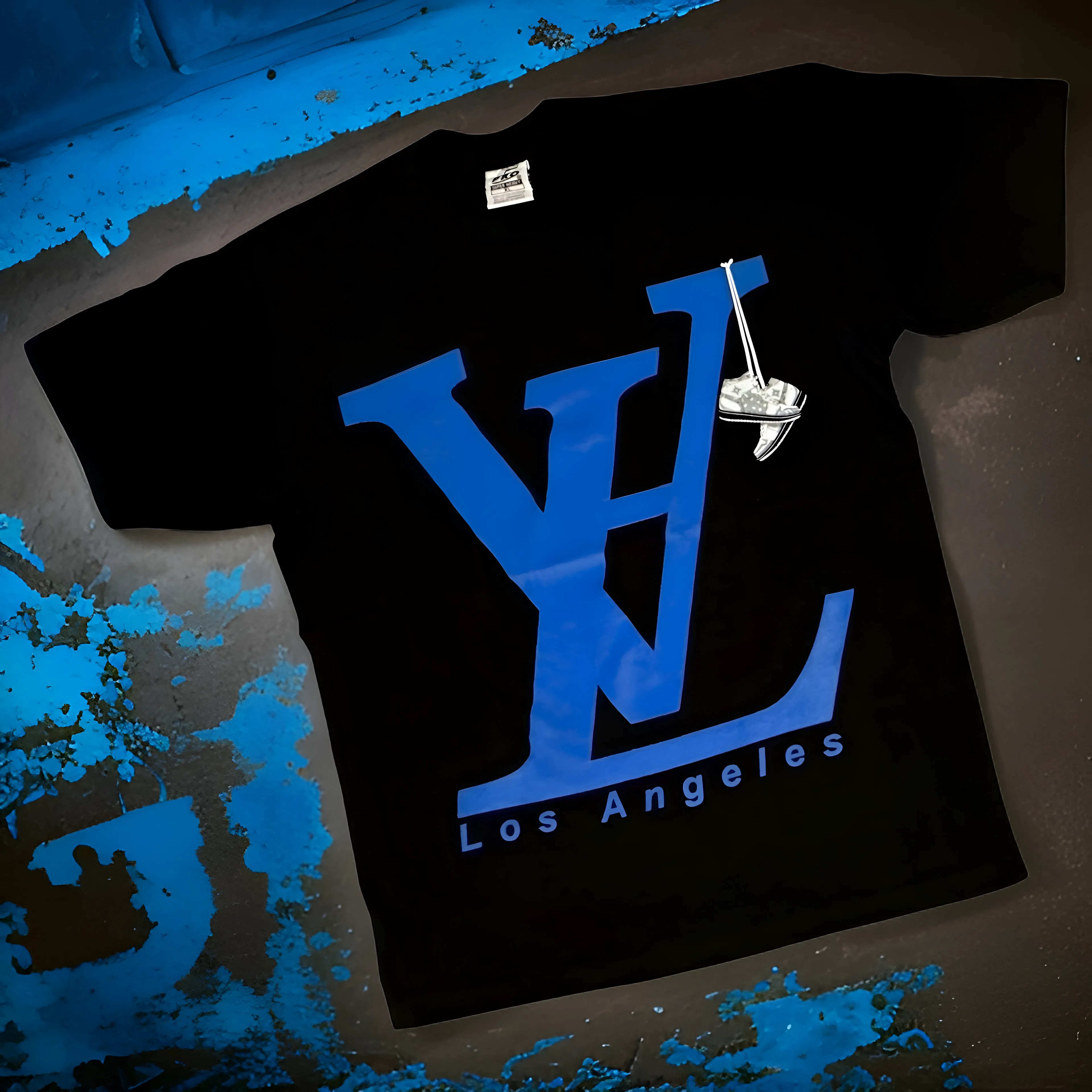 *<SC>* (BLACK) ~LOUI$ LA~ HEAVY COTTON JUMBO PRINT TEES