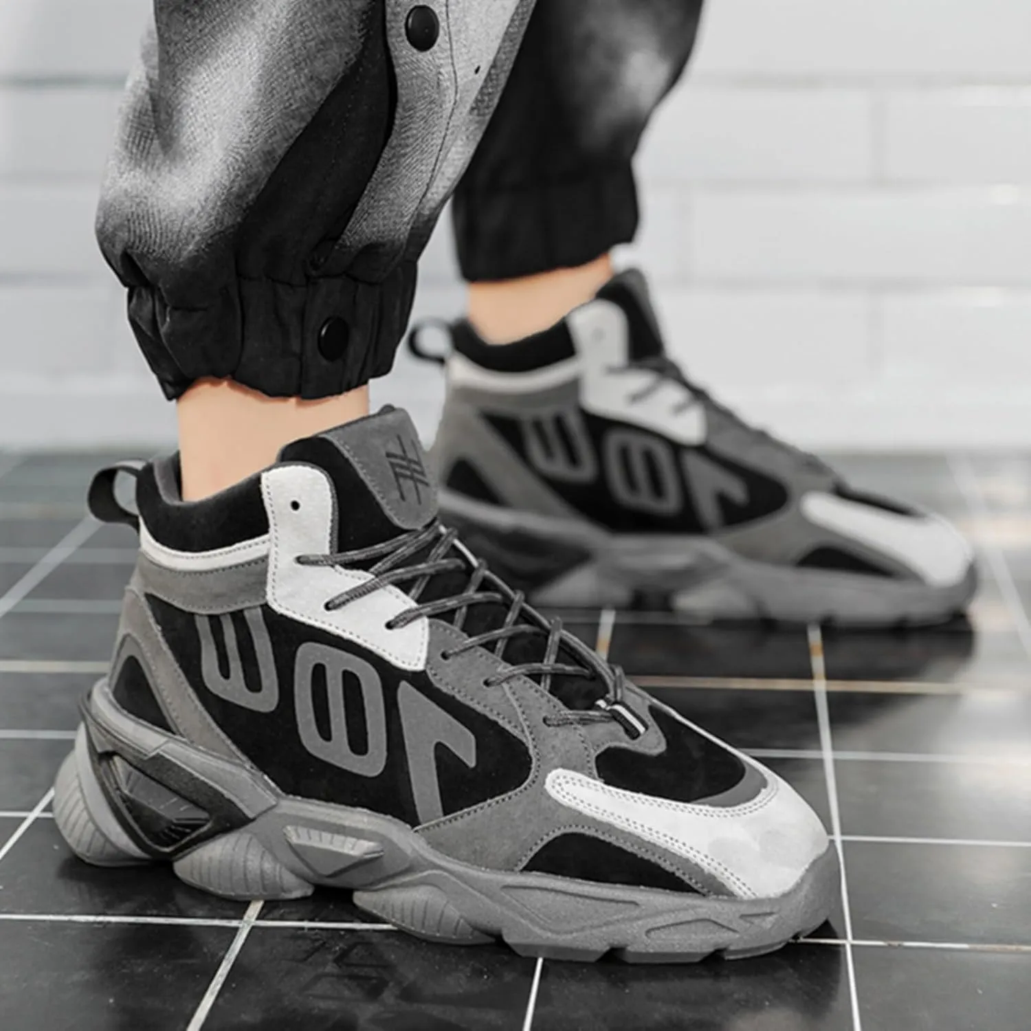 Mens Fashion Lace-Up Platform Sneakers Mid-Top Non Slip Round Toe Casual Chunky Shoes for Gym Sports Tennis Jogging Running Walking