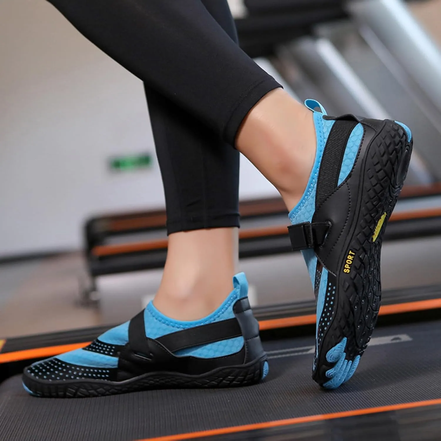 Outdoor Jogging Sneakers for Men Casual Sneaker Mesh Breathable Walking Shoe Arch Support Sports Shoes for Men
