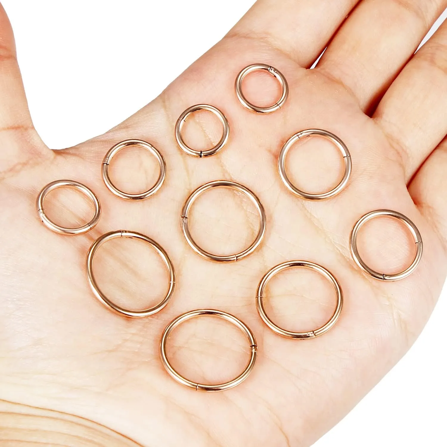 Vsnnsns 14G 16G Septum Nose Rings Hoops Lip Ring Piercing Jewelry 316L Surgical Steel Hinged Segment Clicker Cartilage Tragus Helix Conch Rook Daith Lobe Earrings Hoops Piercing Jewelry for Women Men