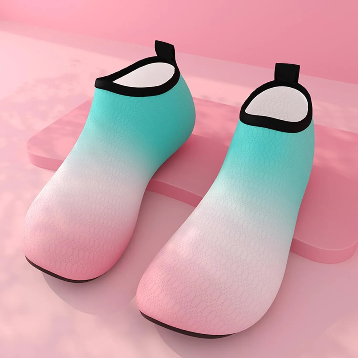 Water Shoes Women's Men's Outdoor Beach Swimming Quick-Dry Barefoot Shoes Surfing Yoga Pool Athletic Shoes Low Top Sneaker Sneaker