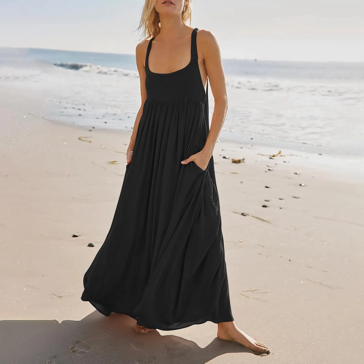 Women Summer Dresses Sexy Halter Neck Side Split Boho Dress Casual Sleeveless Smocked Maxi Dresses with Pockets