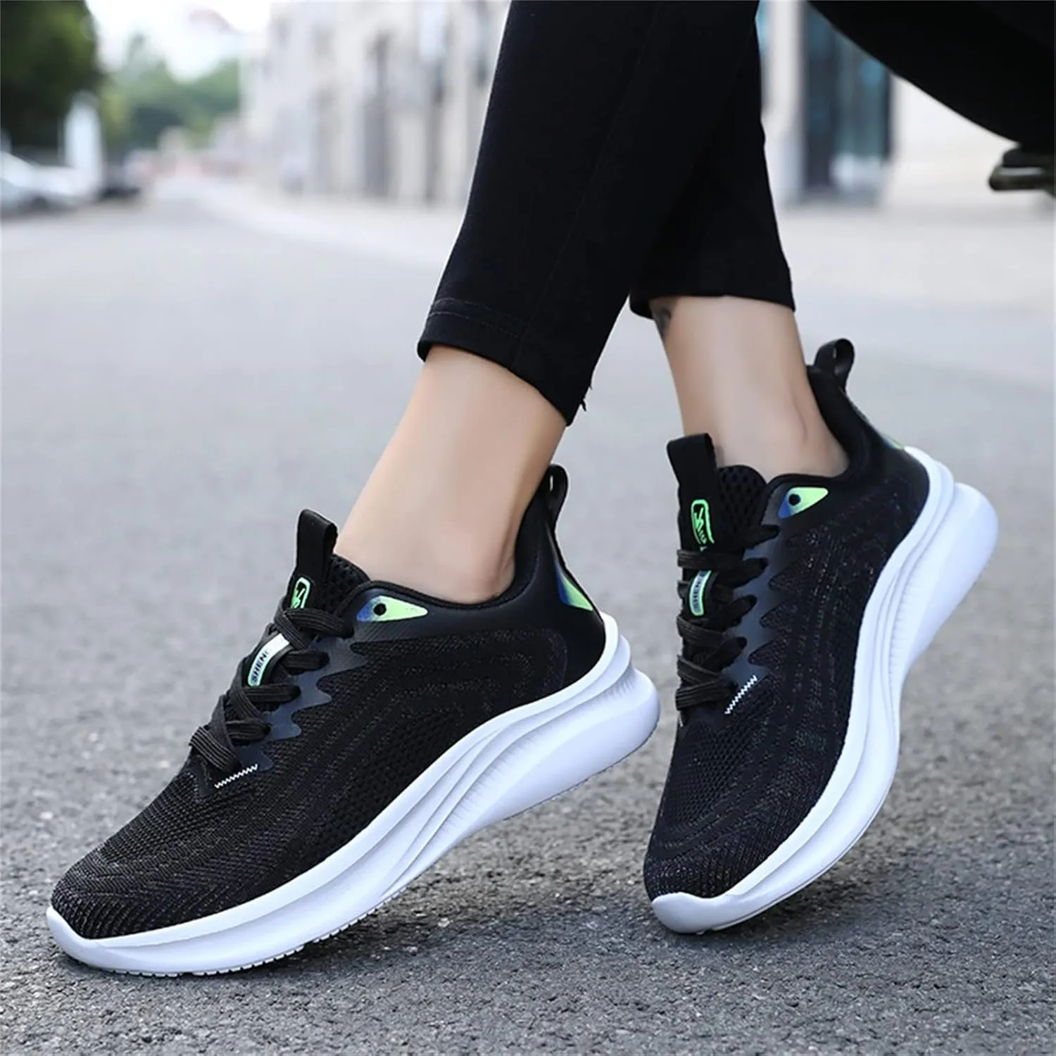 Women's Fashion Sneaker Shoes Breathable Mesh Trail Running Shoes Non-Slip Lace-Up Training Sport Shoes Lightweight Outdoor Workout Shoes for Indoor Outdoor Gym