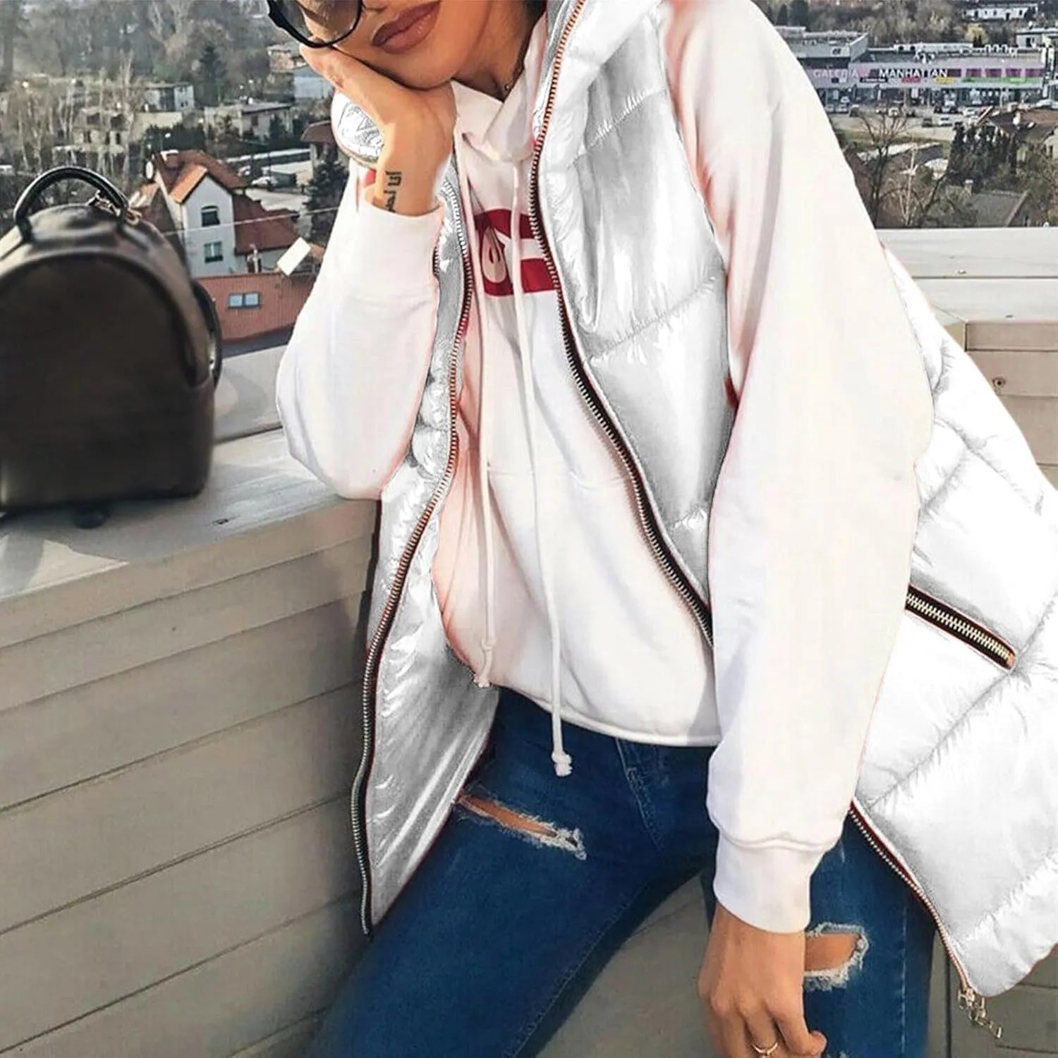 Women's Long Quilted Vest Hooded Full-Zip Sleeveless Down Coat Outwear With Pockets 2024 Winter Warm Padded Jacket