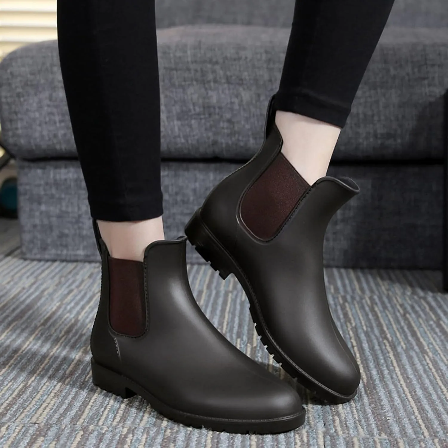 WUIWUIYU Womens Chelsea Wellington Boots Ankle Wellie Rain Boot Water Garden Slip-on Galoshes Work Shoes